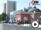Посмотреть это видео на youtube.com Билеты на Евро-2012 уже можно купить в Харькове . Сейчас большого ажиотажа нет. Правда, на самые «вкусные» харьковские матчи
