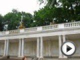 Посмотреть это видео на youtube.com мафия и бандиты арендовали дворец для увеселения в петергофе и празднуют свою годовщину Twitt: https://twitter.com/ioioioio3 ВКонтакте: http://vk