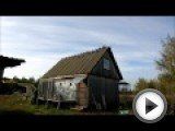 Посмотреть это видео на youtube.com Межрегиональный голубиный приют (питомник) «Птицы без границ» Санкт - Петербург -- Москва -- Рязань. Голубятня приюта построена