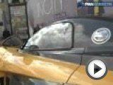 Посмотреть это видео на youtube.com Компания Marussia Motors открыла свой первый шоу-рум в России. Спортивное авто премиум класса стоимостью от 100 тысяч евро можно купить в