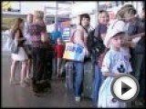 Посмотреть это видео на youtube.com Пассажиры, вылетающие из Минска в Киев, а также в обратном направлении, столкнулись с неожиданной проблемой. Отмены и переносы в <b